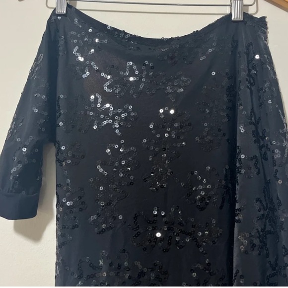 Black sequence blouse - Picture 2 of 3